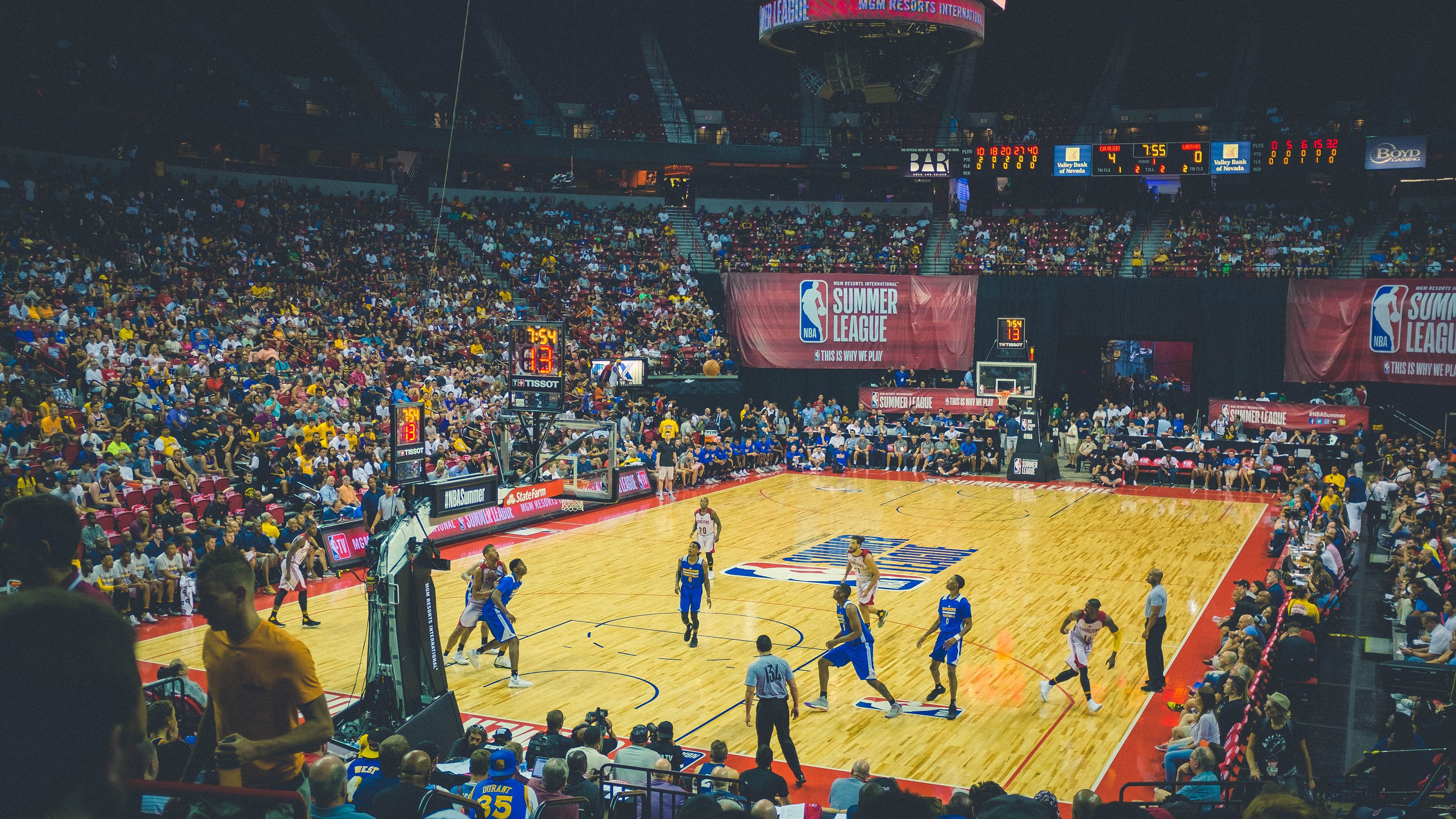 森林狼终结灰熊，字母哥在东决关键战接管比赛