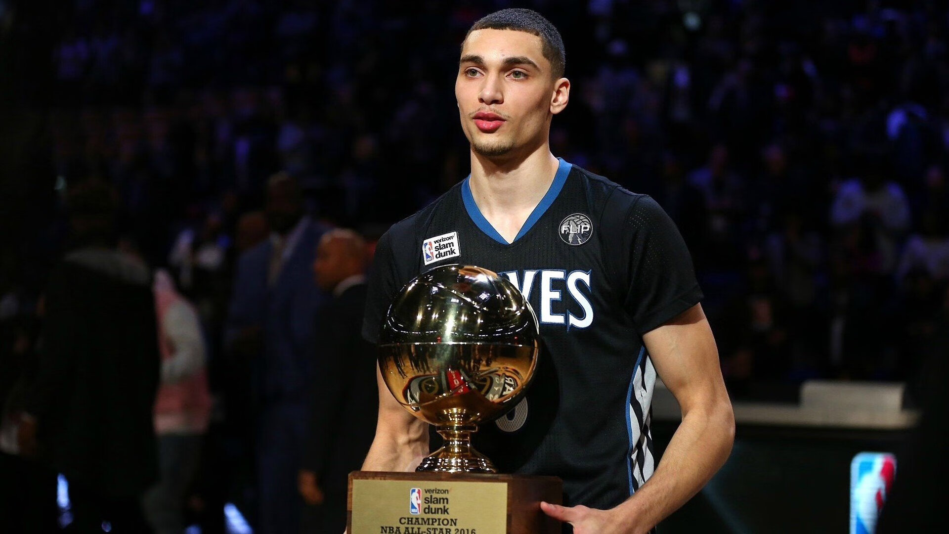 开云体育入口-霍勒迪绝境闪耀，浙江队惊险逆转猛龙