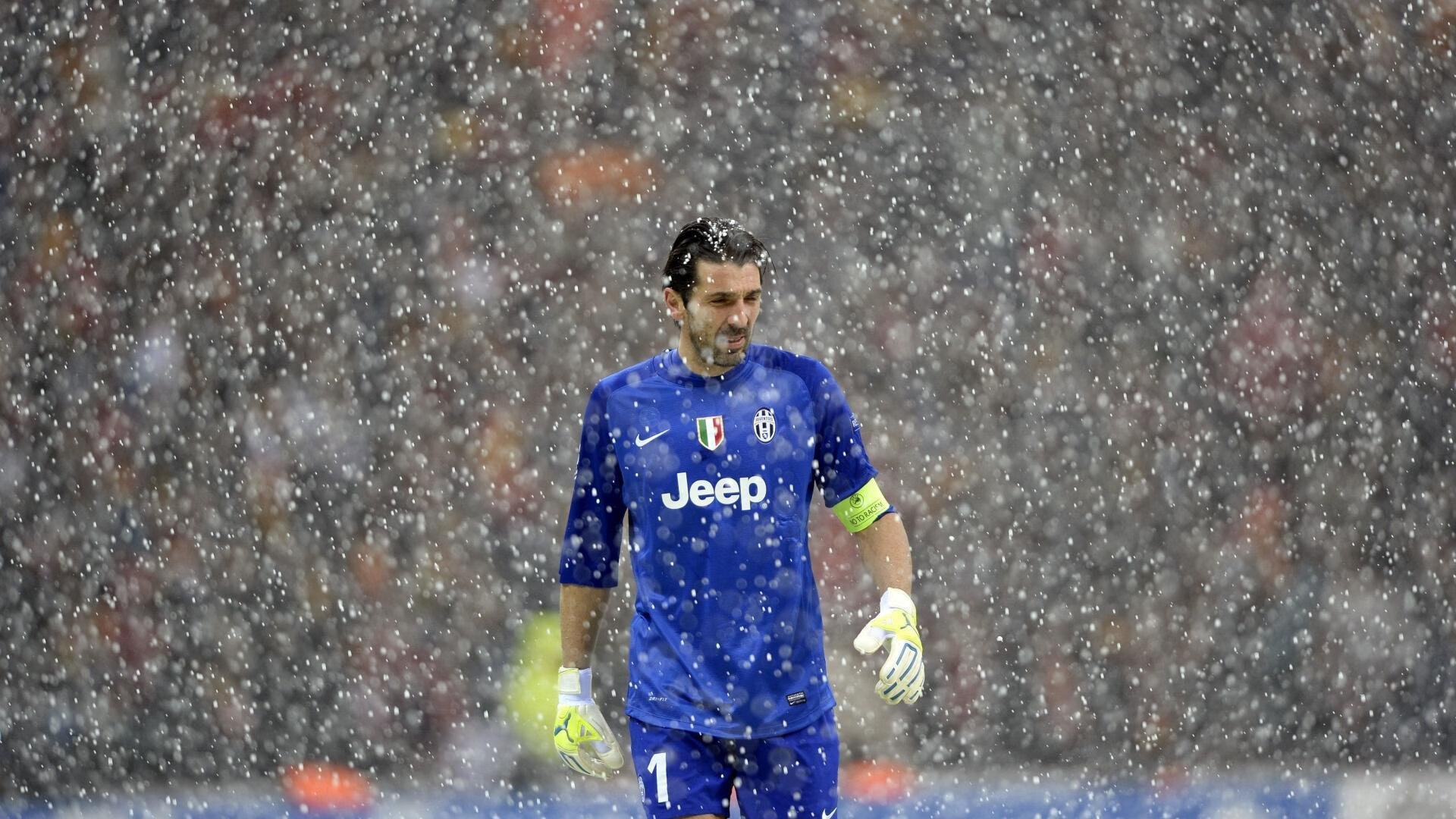 开云体育-当字母哥在伯纳乌隔扣湖人，体育平行宇宙的胜利交响