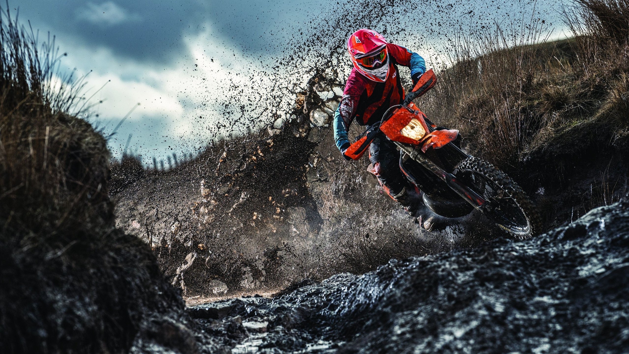 希腊冲垮雷恩，奥亚尔萨瓦尔如何成为撕裂防线的关键先生